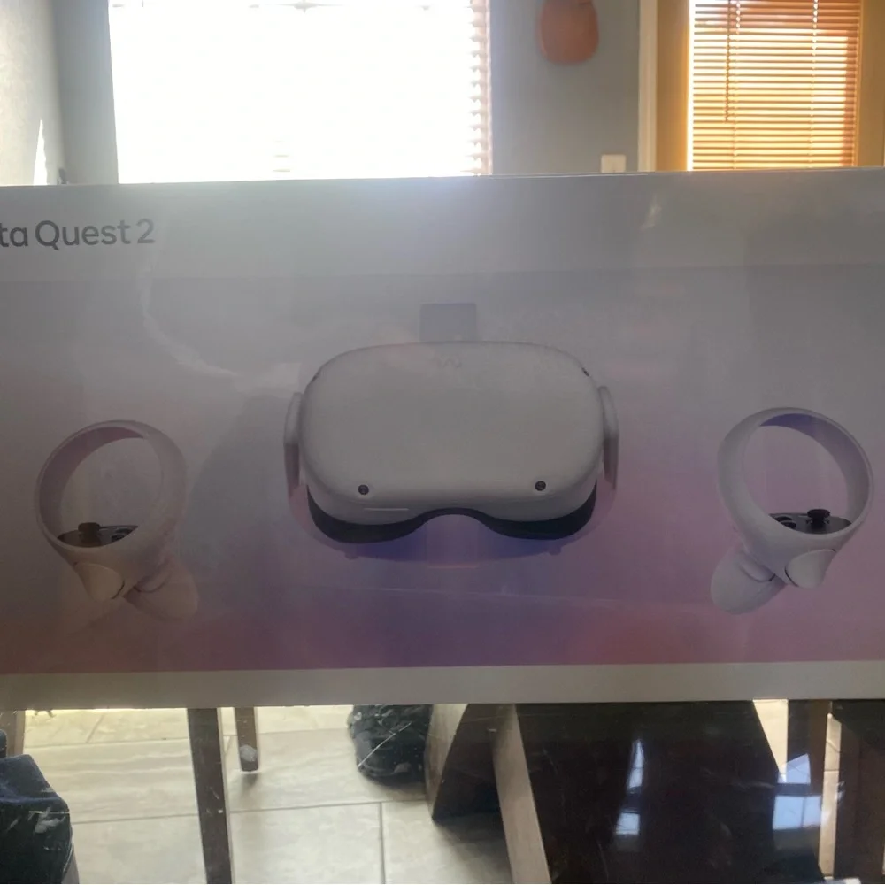 Quest 2 VR Headset - White